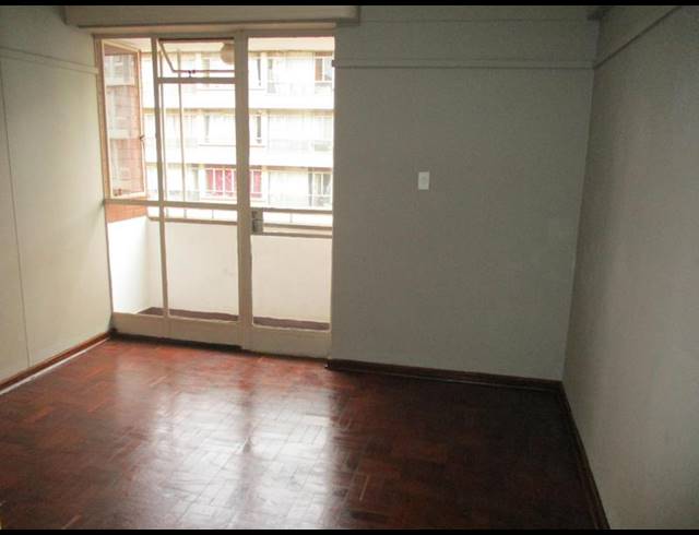2 BEDROOM PROPERTY TO RENT IN PRETORIA CBD
